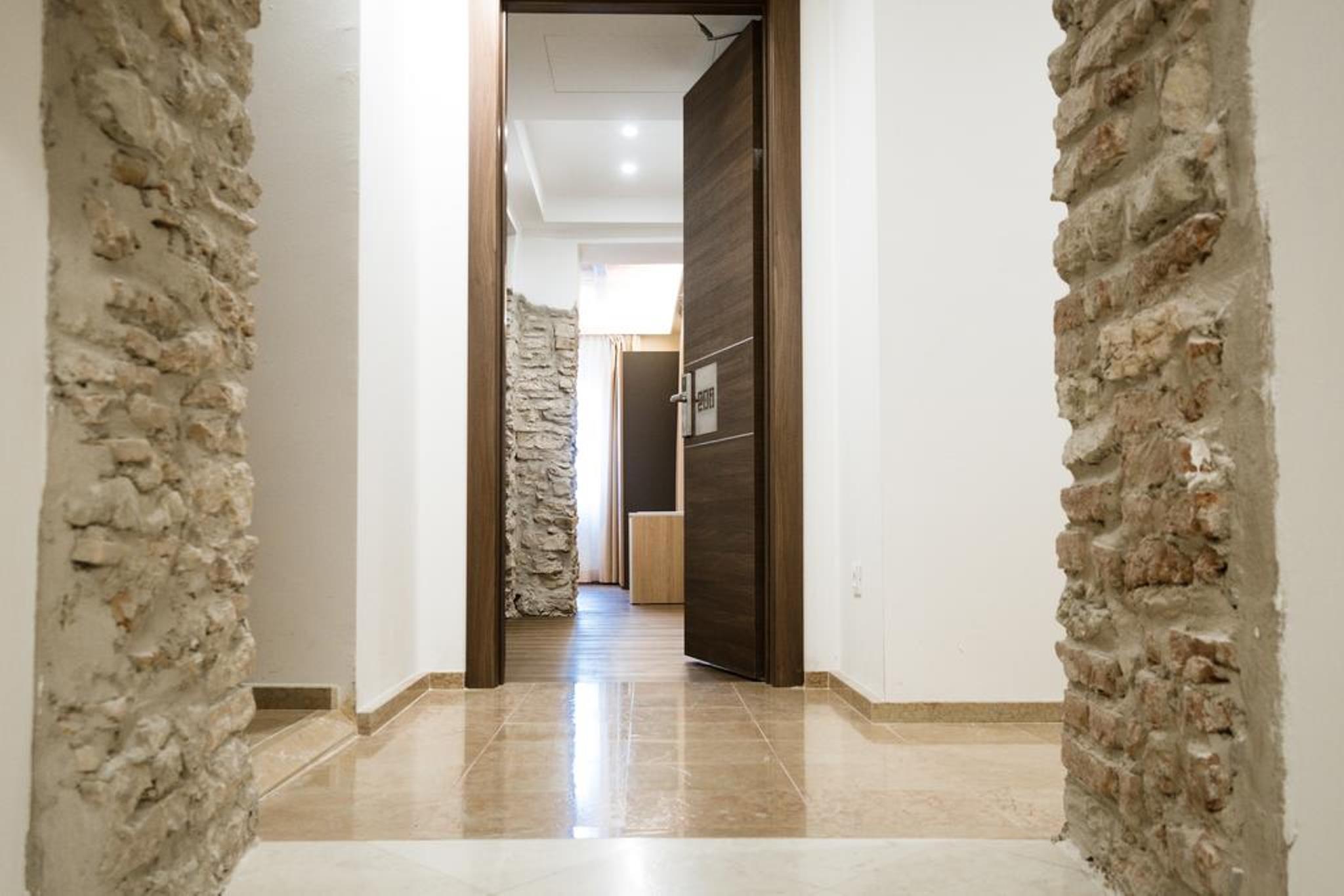 Hotel Corona Spiazzi Di Caprino Bagian luar foto